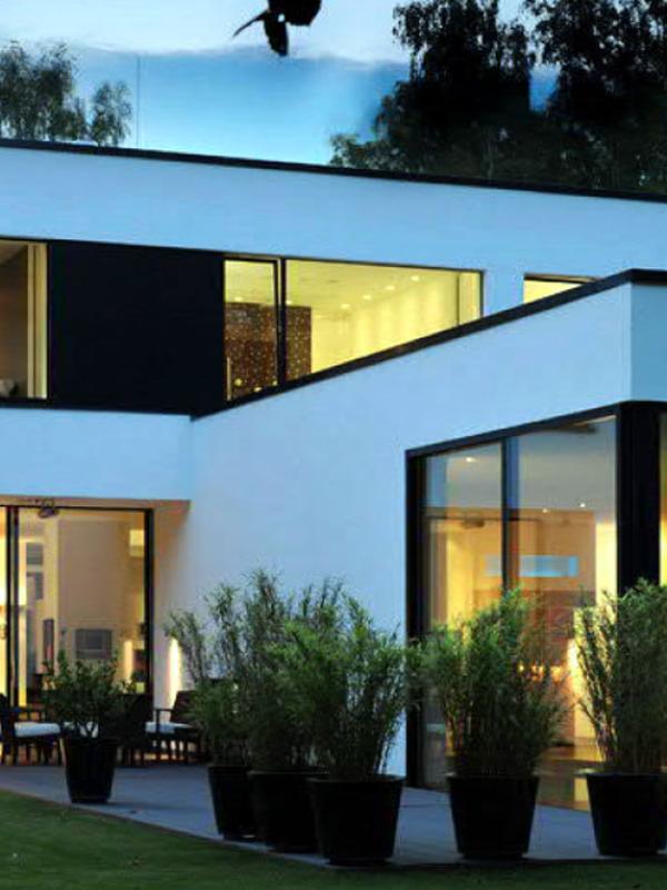 Smart Home/Mobile Renewable Energy System